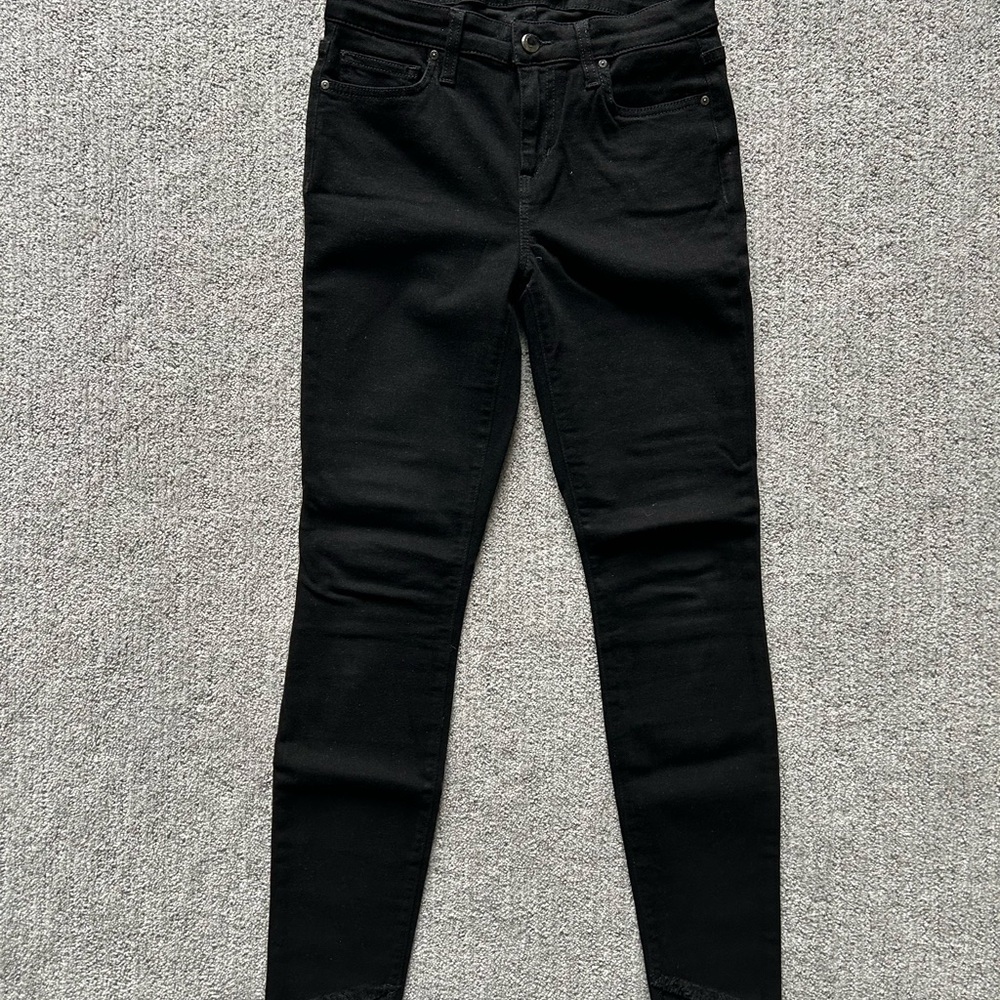 Joe's Jeans Women's Black Skinny Jeans Frayed Hem